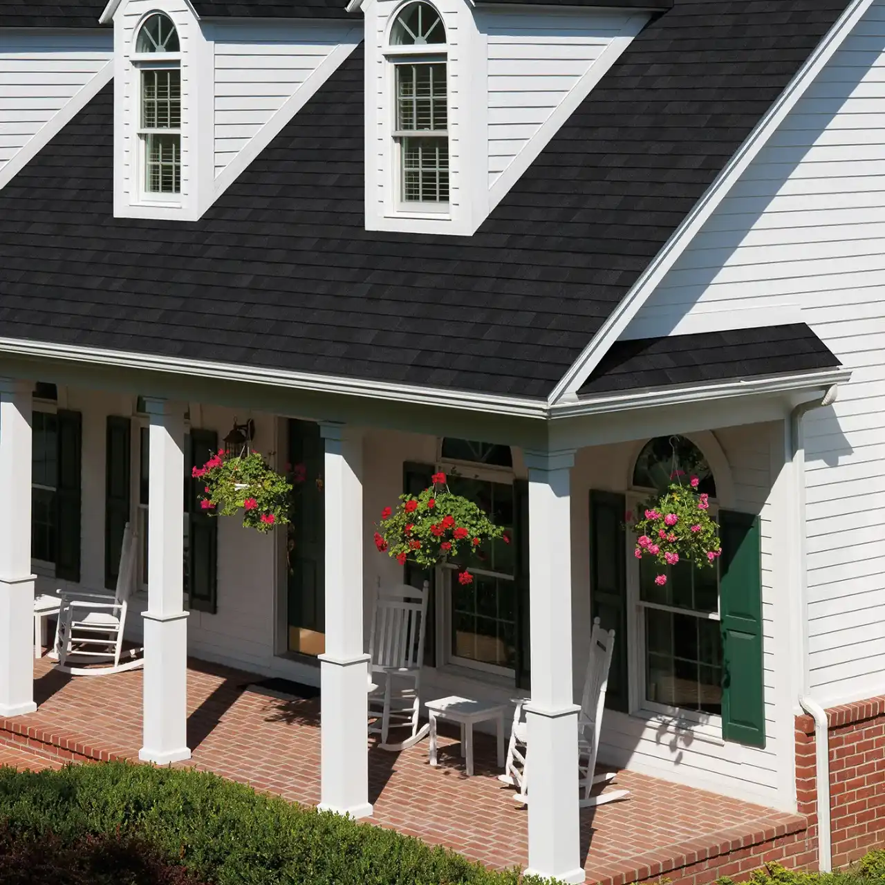What signs you should look for in deciding when your siding on your home should be replaced